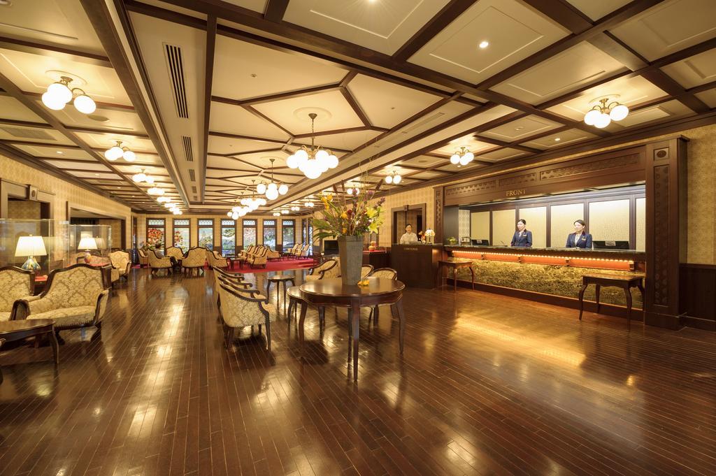 Kanazawa Hakuchoro Hotel Sanraku -Natural Hot Spring- Exterior foto The lobby of the hotel